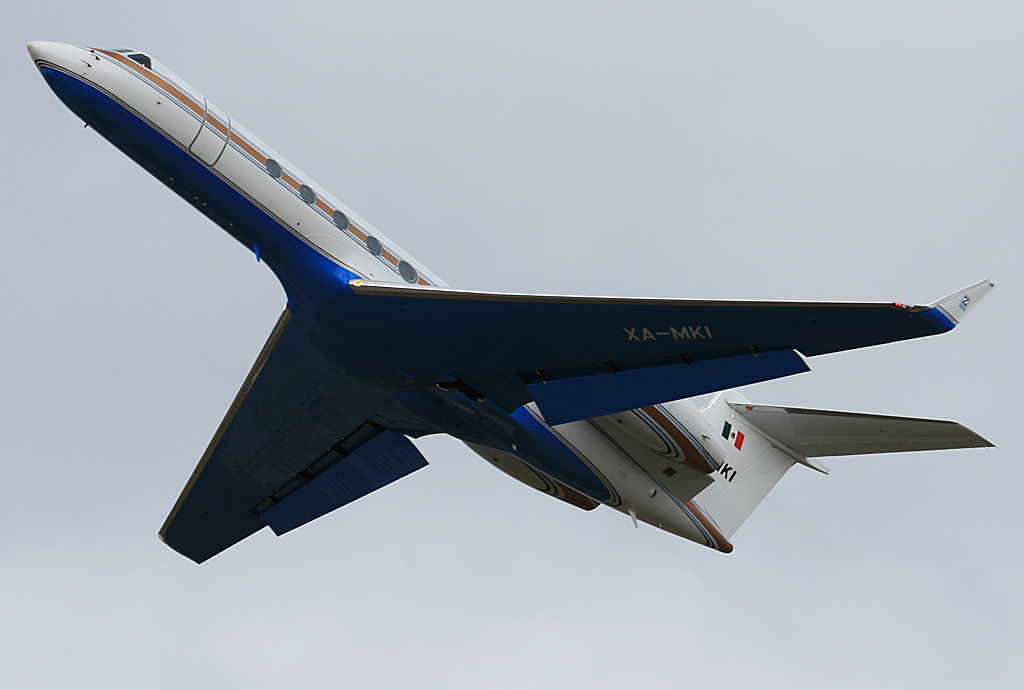XA-MKI Gulfstream 5 Servicios Aeronauticos1.jpg