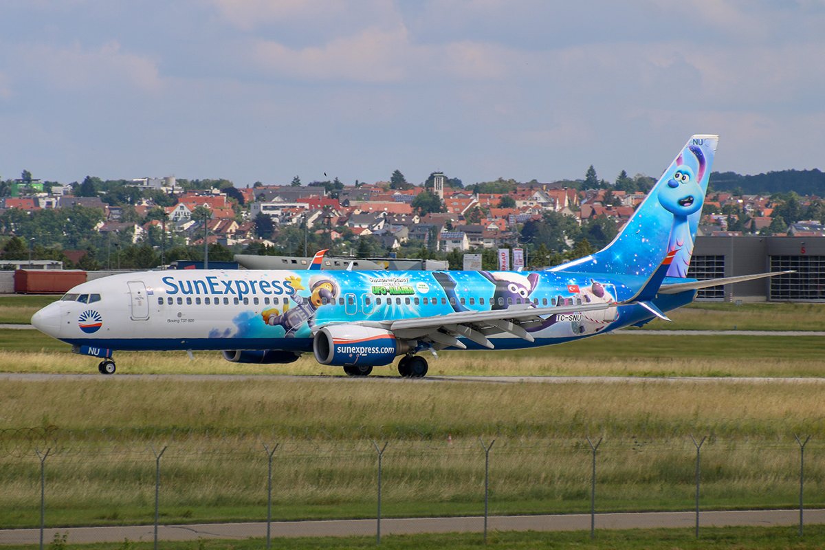 SunExpress Boeing 737-8HC TC-SNU