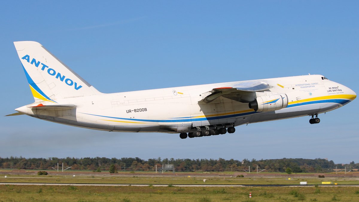 UR-82008(5).jpg