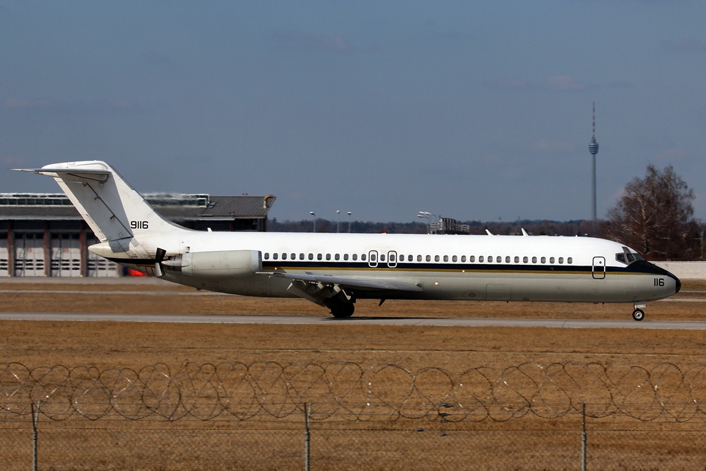 9116   McDonnell Douglas C-9B Skytrain II US Navy (USN) 06.03.2012 01.JPG
