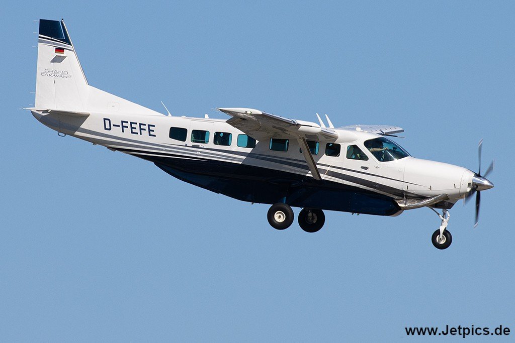 D-FEFE060425.jpg