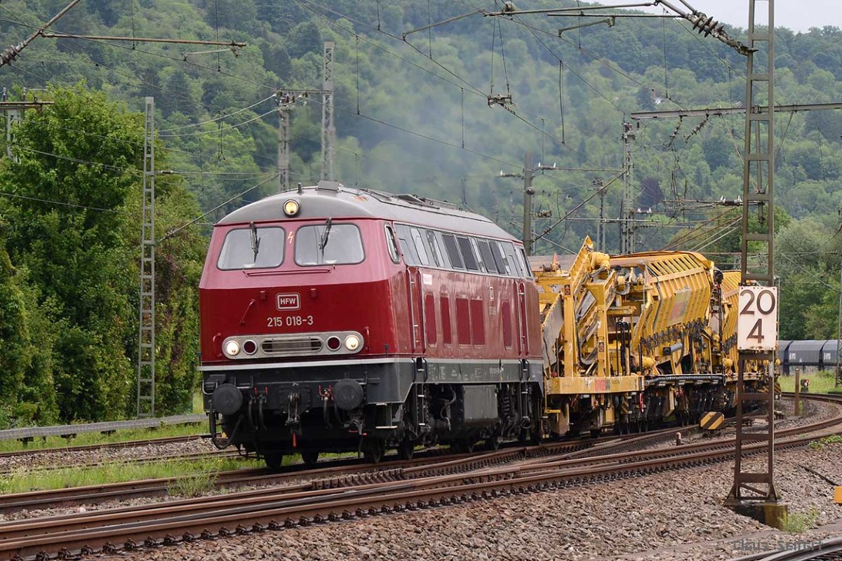 215 018-3 225 018-1.2.jpg
