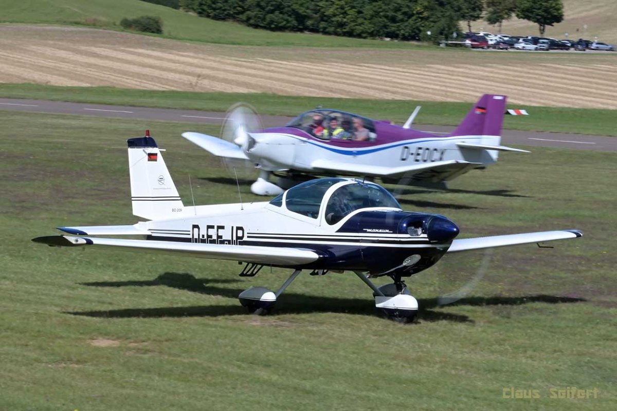 D-EEJP D-EOCX.jpg