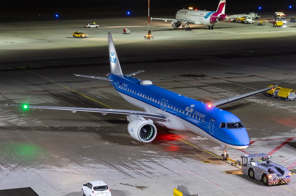 KLM Cittyhopper / PH-NXZ / Embraer ERJ-190-400STD