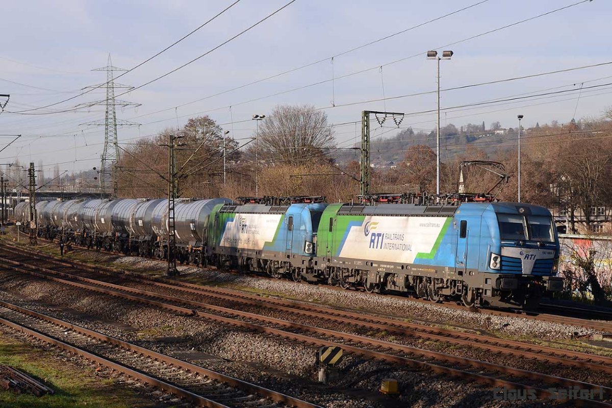 193 989-1 193 112-0.jpg