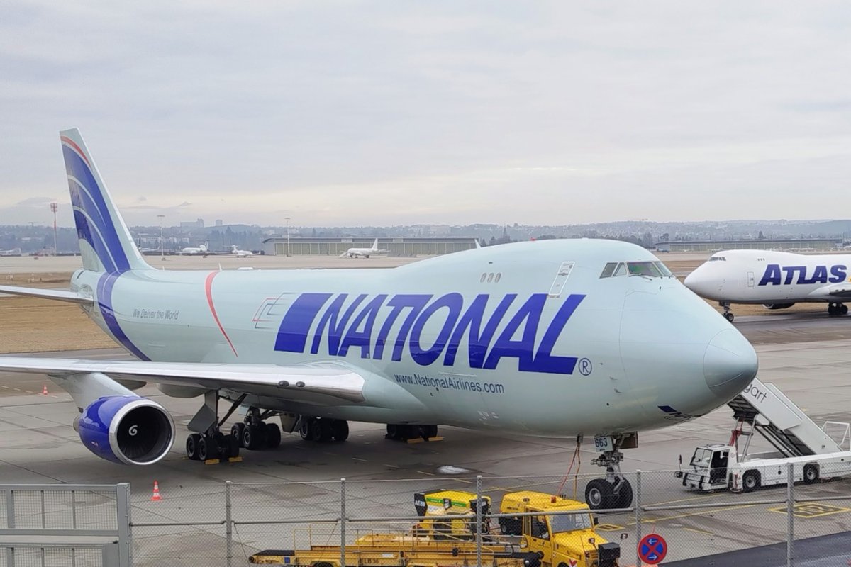 N633CA        747-4HAERF        National Air