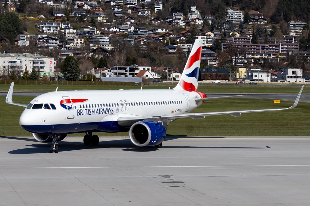 British Airways / G-TTSC / Airbus A320-251N