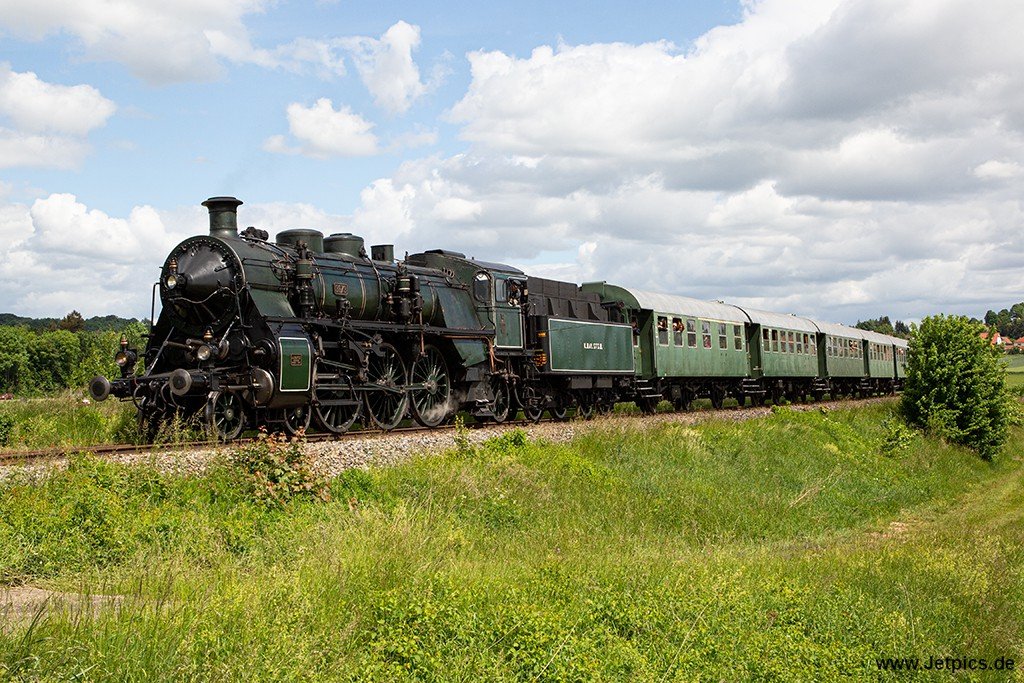 18478-280522c.jpg