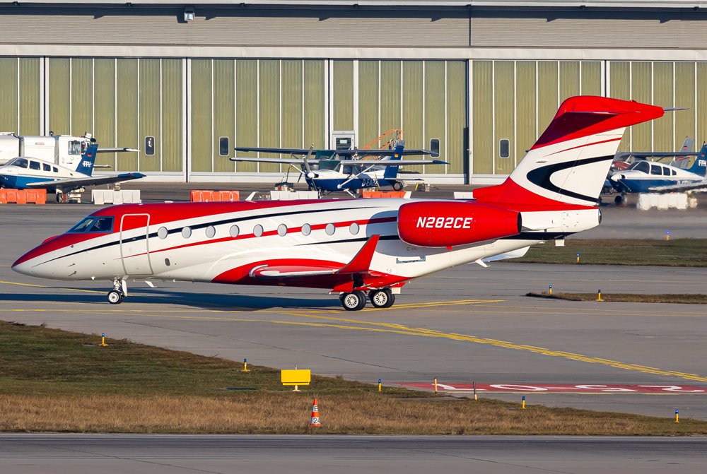 Private / N282CE / Gulfstream G280