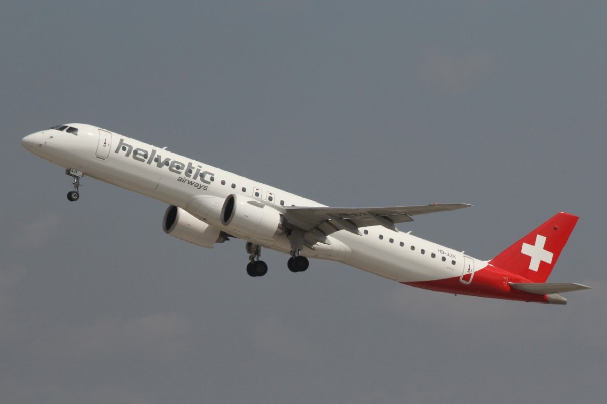 HB-AZK            Embraer E195-E2        Helvetic Airways